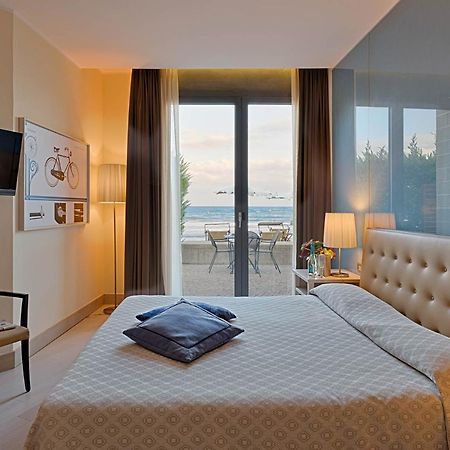 Elegance Boutique Suites วัลแวร์เด ภายนอก รูปภาพ