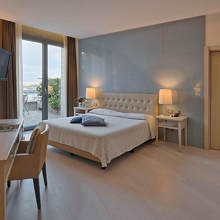 Elegance Boutique Suites วัลแวร์เด ภายนอก รูปภาพ